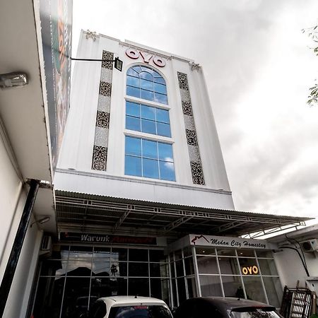 ホテル Oyo 291 メダン シティ シャリアー エクステリア 写真